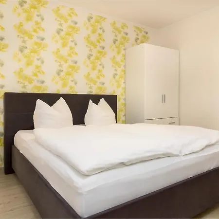 Gaestehaus Klein Bed & Breakfast *